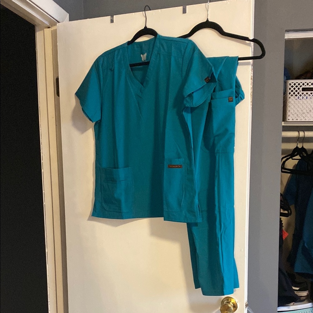 Monarch Turquoise Caribbean blue Scrub Set